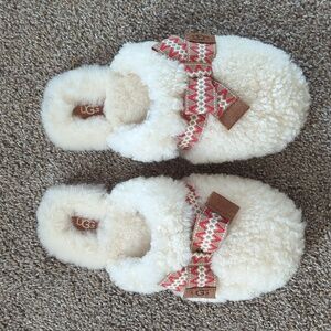 UGG Maxi Curly Shearling Scuff Slipper NWOB
